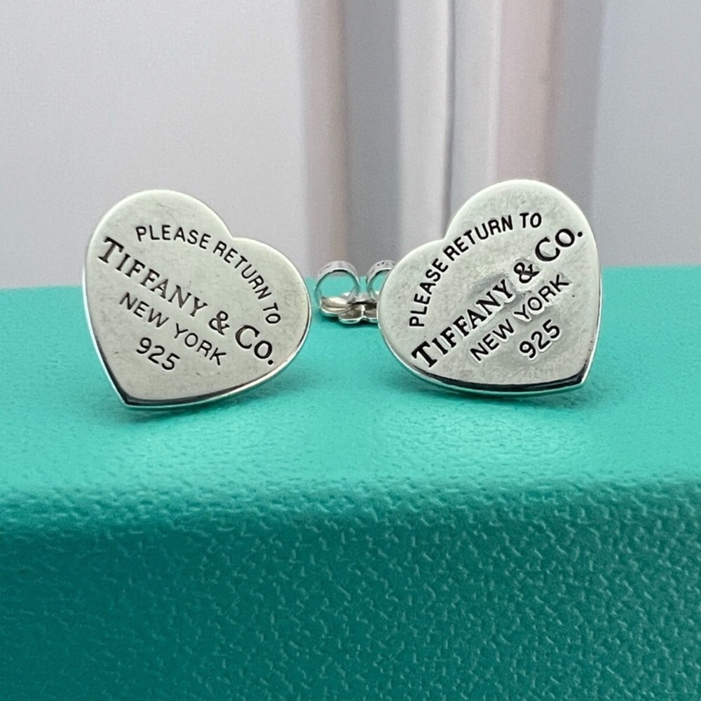 Tiffany & Co. Heart petite Earrings with original Tiffany pouch good condition …